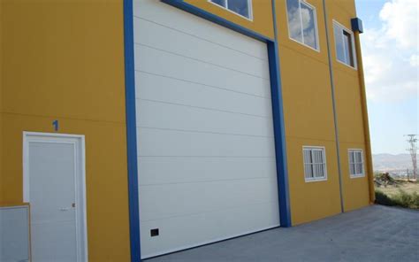 Las dimensiones estándar de las puertas para el garaje. Puertas de garaje automáticas de grandes dimensiones para ...