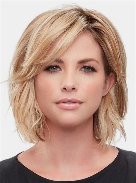 This bubbly hair lob is suitable for hairstyles for round faces. Medium Length Hairstyles 2019 #mediumbobhaircut | Medium ...