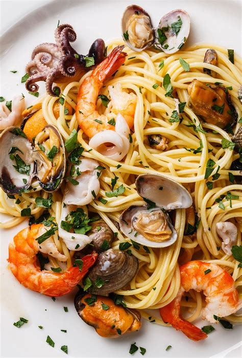 Best Italian Seafood Spaghetti Recipe Recipe Italian Seafood Pasta
