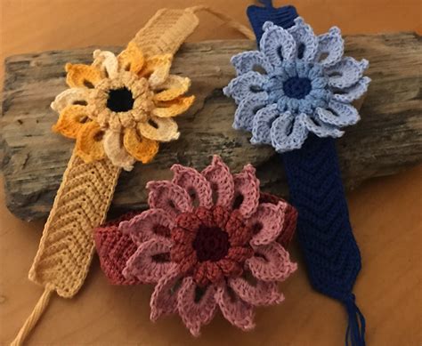 Kweenbee And Me Crochet Flower And Friendship Bracelet