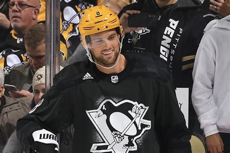 When did brian dumoulin get the hobey baker award? Brian Dumoulin: Penguins 'will have an edge' if NHL ...