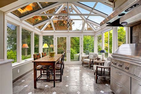 Se hai la fortuna di abitare in una casa con veranda coperta cerca di arredarla al meglio rendendola gradevole, comoda e funzionale. Come Arredare una Veranda: 19 Idee Creative | MondoDesign.it