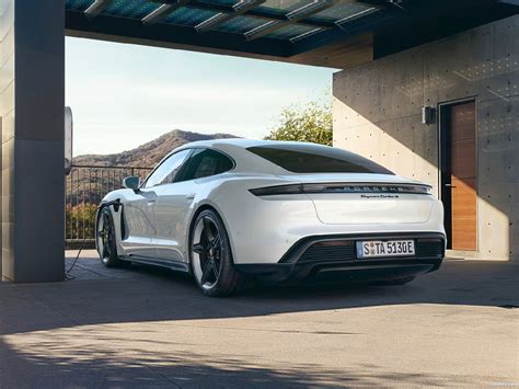 Fotos De Porsche Taycan Turbo S 2019