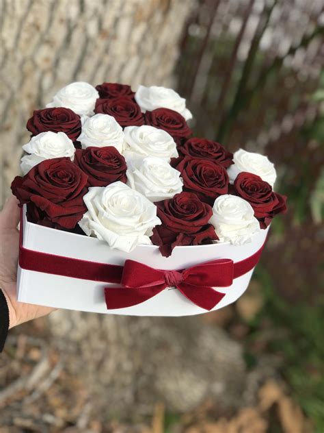 20 Preserved Rose Heart Box In Glendale Ca Boxed Flowers And Sweets