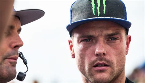 world superbike yamaha and alex lowes to part ways at end of 2019 season roadracing world