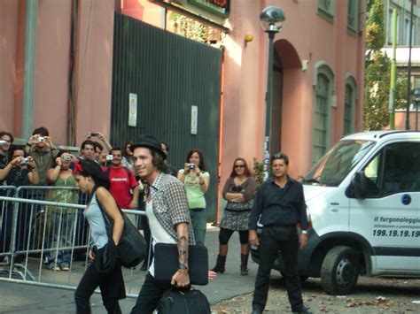 He is best known as the lead vocalist of the am. Brandon Boyd e Ben's girlfriend.. | kia .. | Flickr