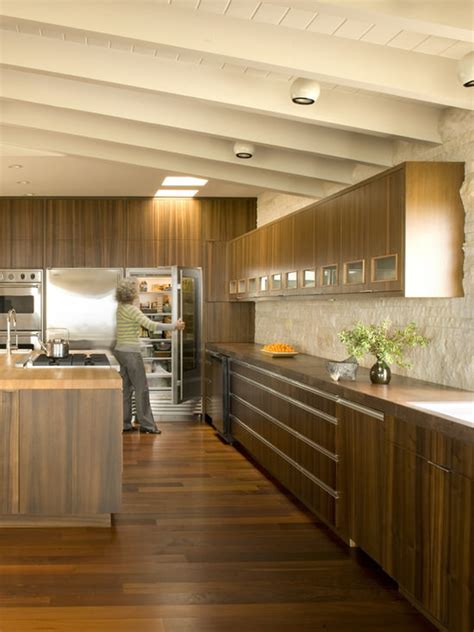 Brown cabinets with granite countertops and backsplash. Gallery - Custom Kitchen Cabinets - Page 51