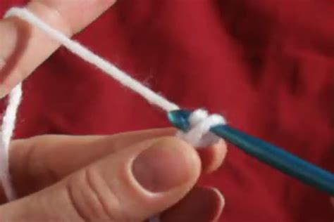 Crochet Chain | KnittingHelp.com