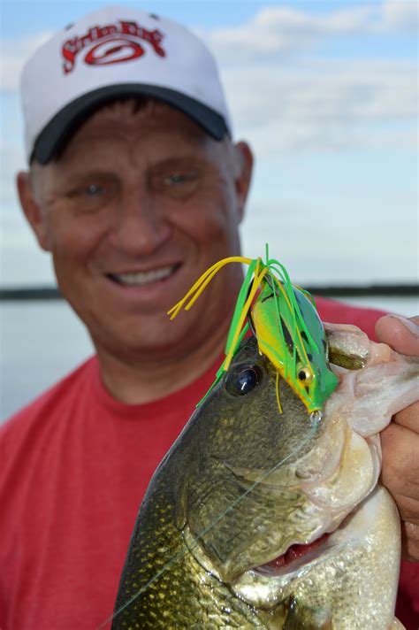 Largemouth Bass On Frogs The American Outdoorsman