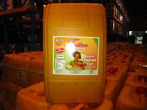 Get top quality jerry can from leading jerry can manufacturers & suppliers. 20 L GLOBAL MALAYSIA VEGETABLE COOKING OIL IN WHITE JERRY ...