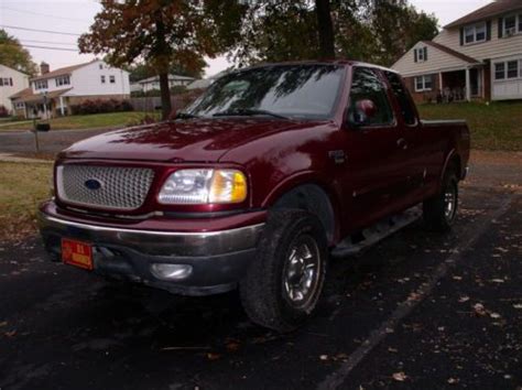 Sell Used 1999 Ford F 150 Xlt Extended Cab Pickup 4 Door 54l 4x4 In