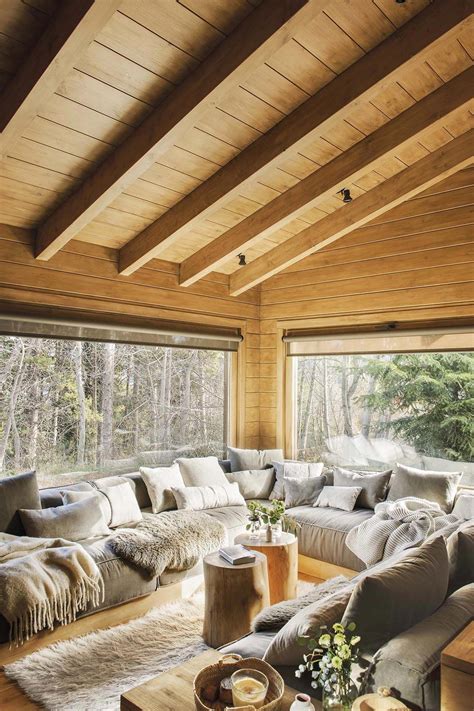 Dreamy Rustic Cabin In The Middle Of A Spanish Forest Décoration