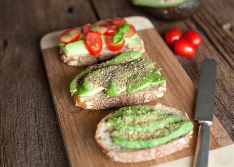 Easy Vegan Avocado Toast Recipe In 2020 Avocado Toast Recipe Vegan