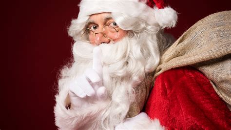The 11 Most Sinister Stock Photos Of Santa Claus Gq