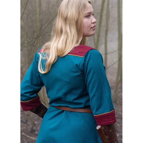 Vestido Vikingo Gesine Rojo Azul Verdosoel Escote Dividido Se Pu