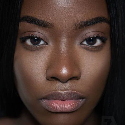 No Makeup Makeup By The Beautiful Chloekitembo Proving A Little Can