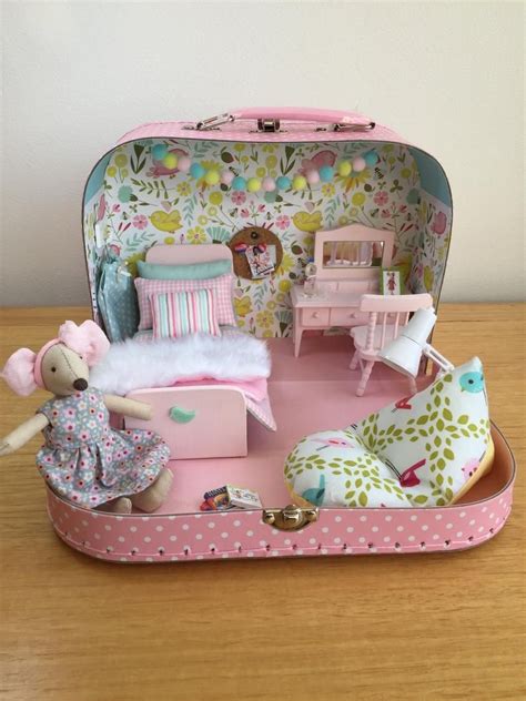 Travel Doll House In A Suitcase Miniature Dollshouse Maileg Image 0