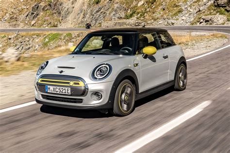 2020 Mini Hardtop 2 Door Prices Reviews And Pictures Edmunds