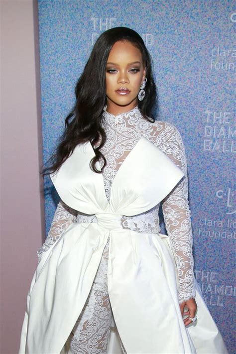 Rihanna Makes Herself A T In Alexis Mabille Couture At The 2018