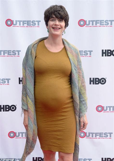 Gaby Hoffmann Reveals Her Recipe For Placenta Smoothies Daily Mail Online