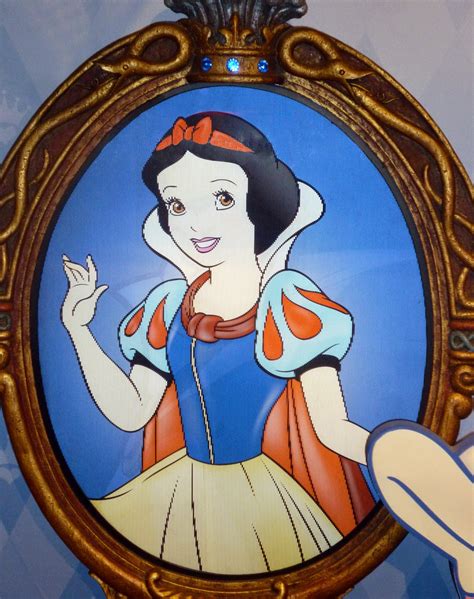 Snow White Magic Mirror Images