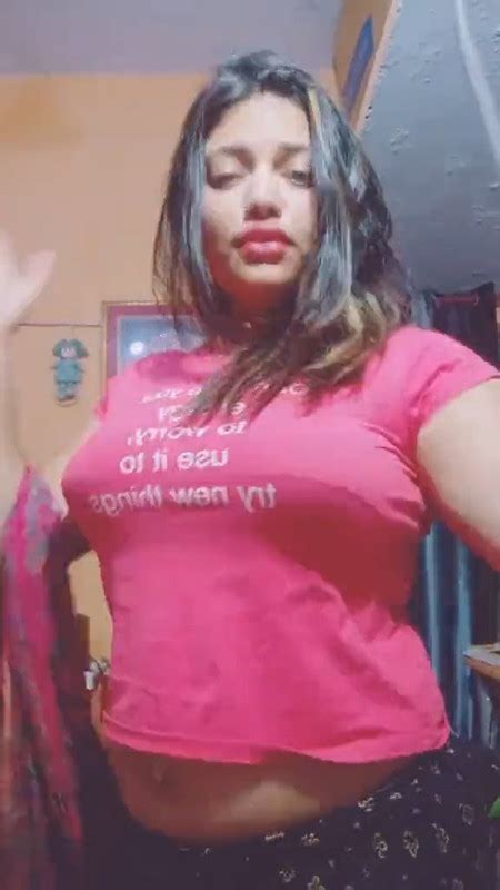 Busty Desi Girl In Pink Dress Mp4 Snapshot 00 00 788 — Postimages