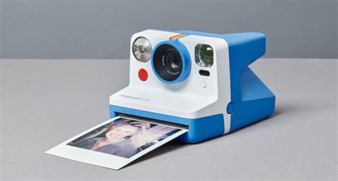 Sofortbildkamera Polaroid Now Mit Af Und In Bunten Farben Fotointern