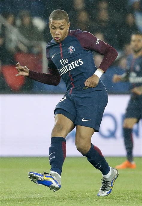 Kylian mbappe football boots | what boots does kylian. Global Boot Spotting - SoccerBible