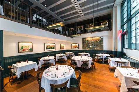 Danny Meyers Union Square Hospitality Group Abandons No Tipping Policy