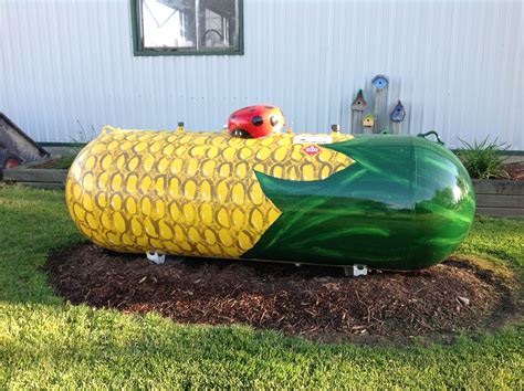 These oil tanks either live inside the home, outside above ground next to the home or are buried outside in the front or back yards with fuel lines your response to a leaking oil tank depends on the location of the tank. Painted propane tank! Not too difficult with a great ...