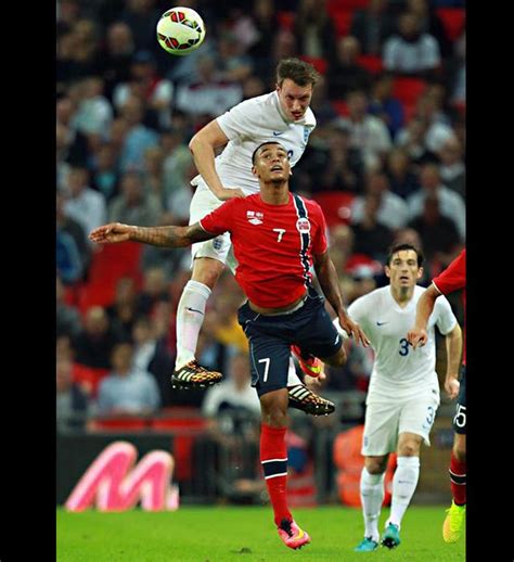 Además, los encuentros amistosos entre croacia vs inglaterra, sentaron las bases para futuros. Inglaterra vs. Noruega: Wayne Rooney anotó el 1-0 - eju.tv