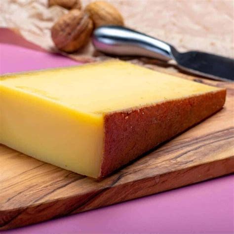 What Is Gruyere Cheese And What Does It Taste Like