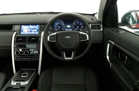 Discovery sport is available in four models and two distinct body styles, each offering unique personality and features. Land Rover Discovery Sport interior | Autocar