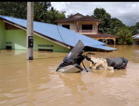 Misi menyelamat mangsa banjir di temerloh, pahang. Untung penduduk Pahang! Pusat Penempatan Serba Guna kekal ...