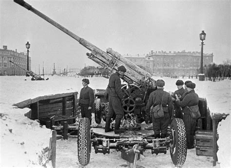 Photo Soviet 85 Mm M1939 52 K Anti Aircraft Guns In Leningrad