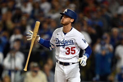 Mlb Report Dodgers Reached Pre Lockout Deal With Cody Bellinger