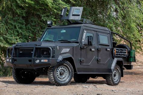 Armoured Specialist Vehicle Armored Personnel Carrier From Mahindra Armored