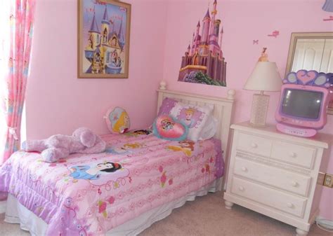 Little Girls Bedrooms Disney Princess Bedroom Set For Little Girl