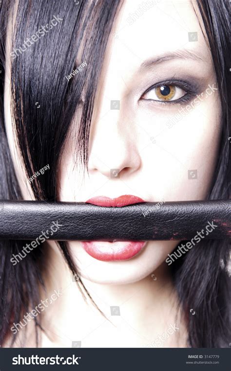 Sexy Asian Goth Girl Gag Her Foto De Stock 3147779 Shutterstock