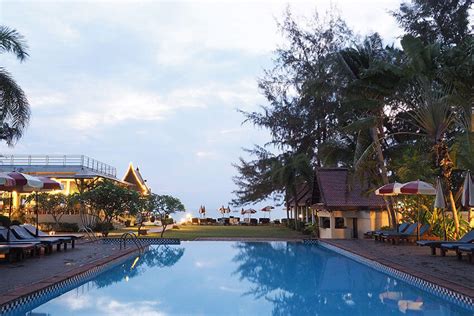 Royal Lanta Resort And Spa Sha Extra Plus Ko Lanta Hotel Price Address And Reviews