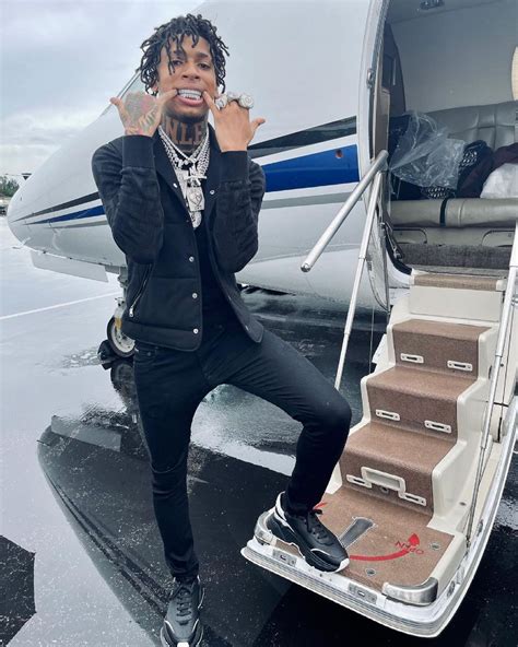 NLE Choppa Outfit from June 26, 2021 | WHAT’S ON THE STAR? | Rapper