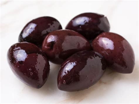 A Beginners Guide To Olives 14 Varieties Worth Seeking Out