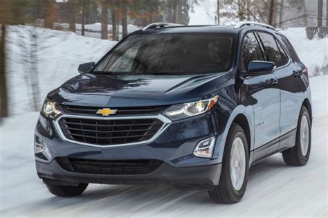 New Pacific Blue Metallic Color For 2019 Chevrolet Equinox Gm Authority
