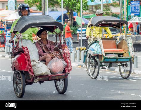 Motorised Becak And Normal Becak Yogyakarta Indonesia Stock Photo Alamy
