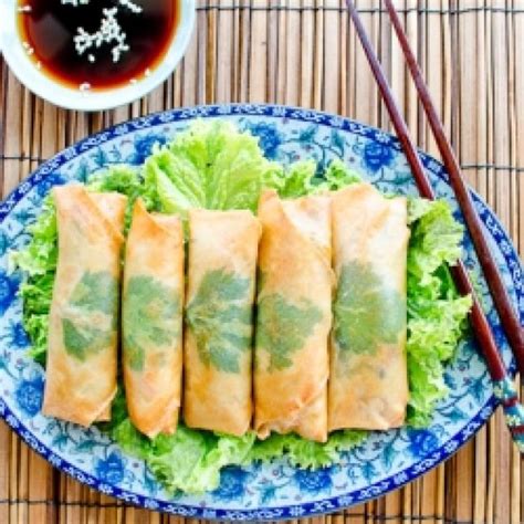 They are made with rice i hope you love this fried spring rolls recipe julia! Chinese vegetable spring rolls | Recipe | Vegetable spring rolls, Spring rolls, Food recipes