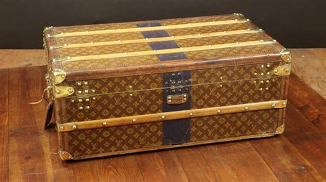 Perfect Louis Vuitton Trunk Leather And Brass Youtube