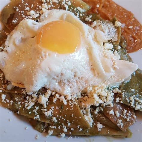 Unos Perfectos Chilaquiles Verdes Con Huevo Estrellado Cocinamexicana
