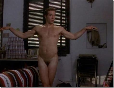 Ryan Reynolds Absolutely Nude In The Kitchen Porn Male