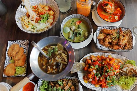 Noodle thai thai kitchen serves authentic thai cuisine in a modern presentation, without compromising on the ingredients. SG Food on Foot | Singapore Food Blog | Best Singapore ...
