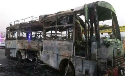 बरेली में खौफनाक हादसा बस ट्रक की टक्कर में 22 लोगों की जलकर मौत